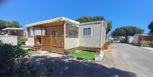 Mobil home tout équipé, Camping 4 Etoiles, plage à 100m