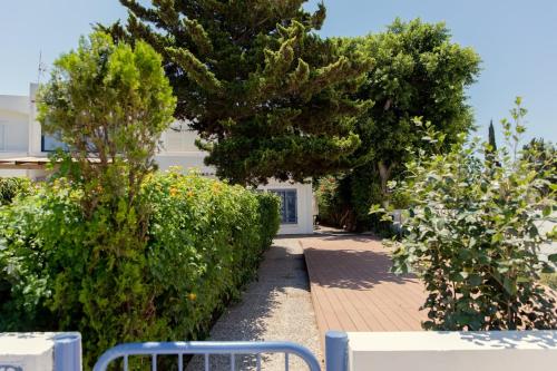 Family Fig Tree Bay House