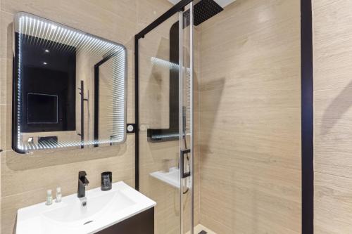 1 chambre modern L rue St-Honoré D, Hypercentre proche du Palais