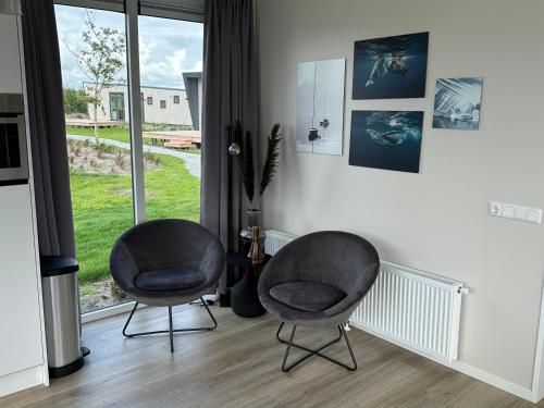 Χώρος καθιστικού στο 3 Bedroom Pet Friendly Home In Hindeloopen