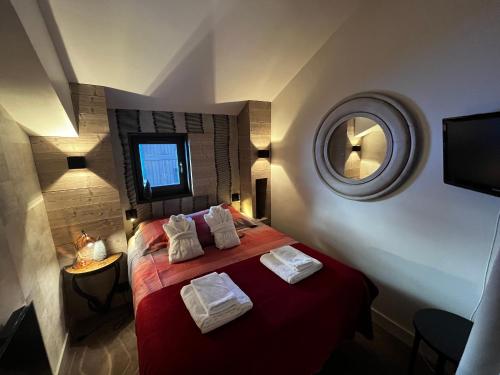 Résidence VAL VILLAGE, skis aux pieds, Duplex 3 chambres 75 m2 - by MONTBLANC LODGE