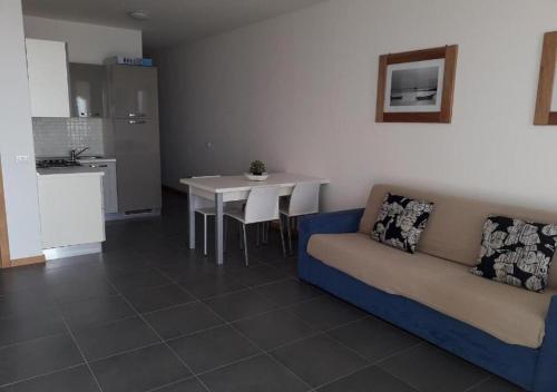 Blu Jasmine tesisinde mutfak veya mini mutfak