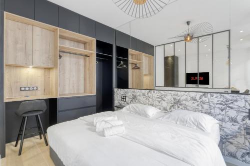1 chambre modern D rue St-Honoré D, Hypercentre proche du Palais