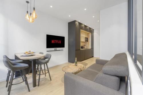 1 chambre modern D rue St-Honoré D, Hypercentre proche du Palais