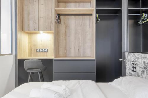 1 chambre modern D rue St-Honoré D, Hypercentre proche du Palais