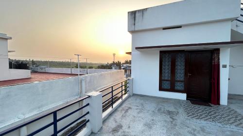 Φωτογραφία από το άλμπουμ του The Green Home with Mountain View on the way KK-TVM Highway σε Padmanābhapuram