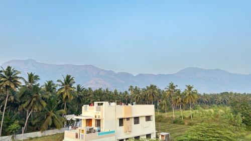 Φωτογραφία από το άλμπουμ του The Green Home with Mountain View on the way KK-TVM Highway σε Padmanābhapuram