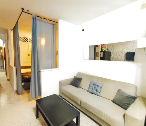 Posezení v ubytování Vintage Flat Ligurian's style