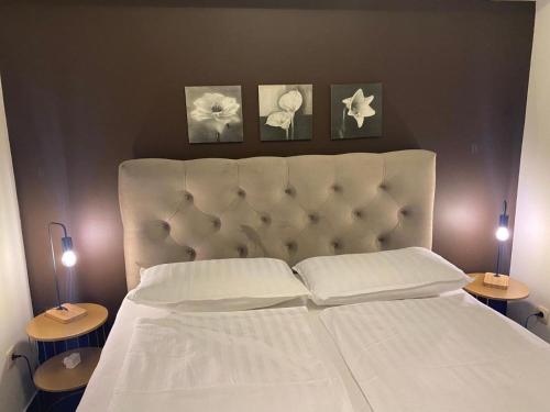 Posteľ alebo postele v izbe v ubytovaní Apartment in Vodice with Seaview, Terrace, Air condition, WIFI (4727-1)