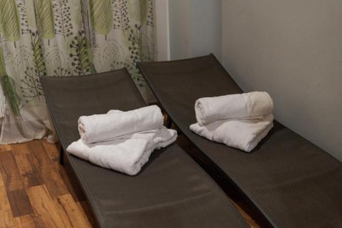 Postel nebo postele na pokoji v ubytování Hotel Valerie