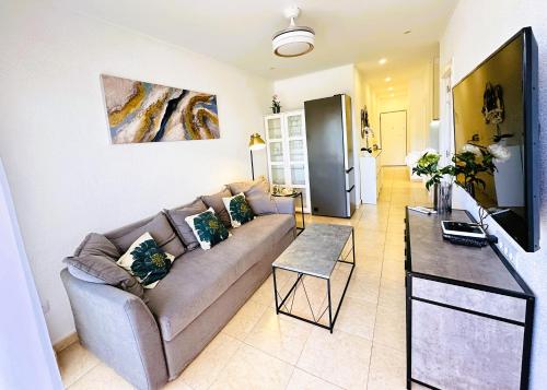 Firstline apartment Costamar