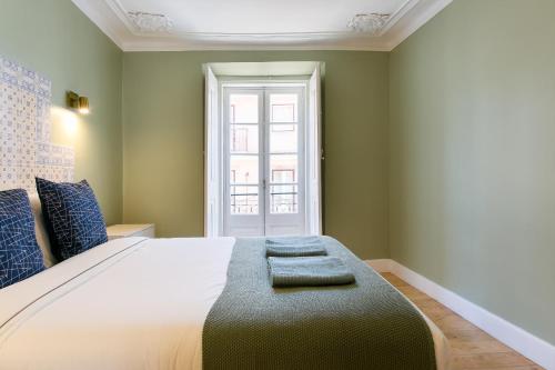 Historical Center, Large 2 Bedroom Apartment, Bright & Stylish