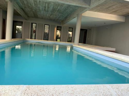 Piscina de la sau aproape de La Barracuda