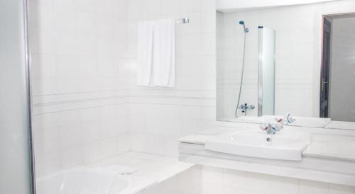 Park Plaza Suites Apartamentos photo 3