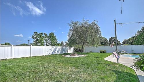 Gallery image of Charming Getaway with In-Ground Pool, Hot Tub Jacuzzi, and Cozy Firepit in Bristol