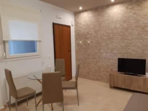 Μια τηλεόραση ή/και κέντρο ψυχαγωγίας στο Dora's house