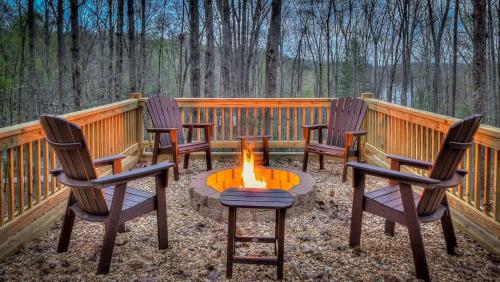 Φωτογραφία από το άλμπουμ του Lux Mountain Retreat in the Aska Adventure Area σε Blue Ridge
