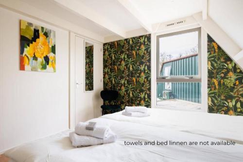 Katil atau katil-katil dalam bilik di Tulip Marina - garden sauna