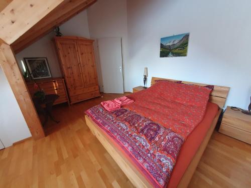 Ένα ή περισσότερα κρεβάτια σε δωμάτιο στο Penthouse Apartment in Davos