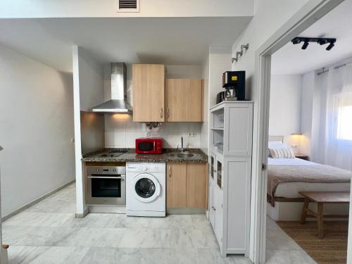 Capuchinos Penthouse & terrace by ELE Apartments