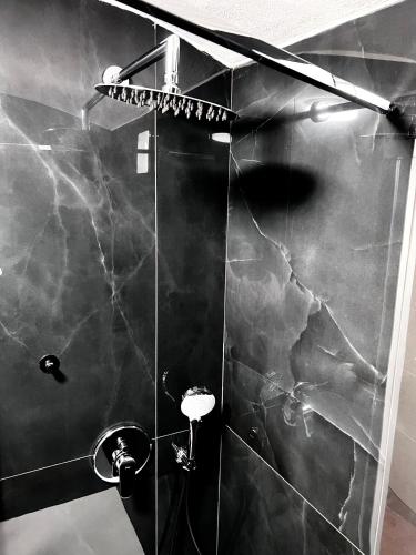 Un baño de B&B Bari Vecchia R