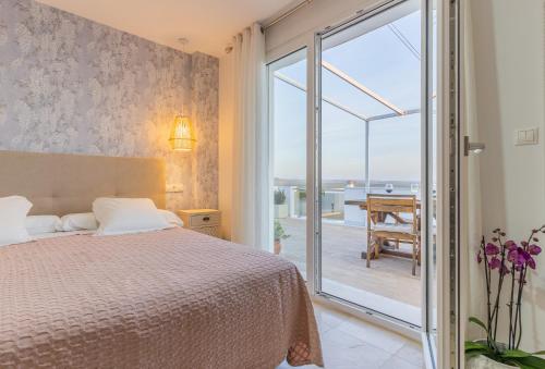 Elegante apartamento con vistas al mar. 6 PAX