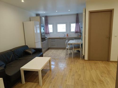 Photo de la galerie de l'établissement Appartement Confort - Proximité Directe Genève, à Annemasse