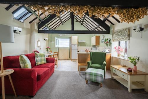 Kuchyň nebo kuchyňský kout v ubytování Hill House Farm Cottages