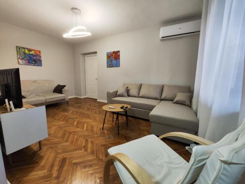 Illyrian Downtown Apartament