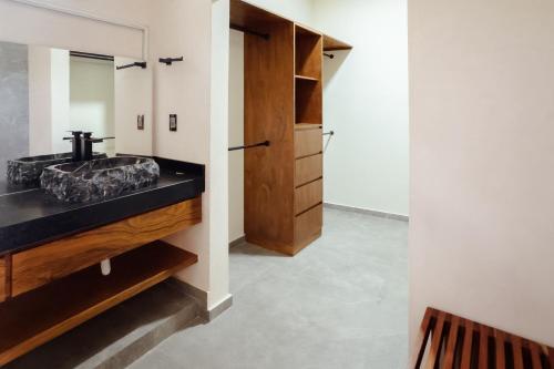 Η κουζίνα ή μικρή κουζίνα στο Casa Cactus Luxury Villa