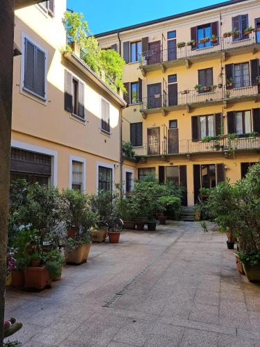 Milan center charming apartment
