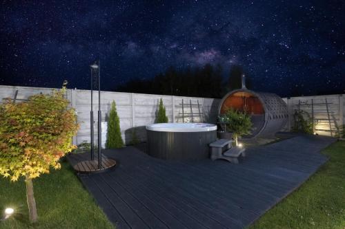 Zahrada ubytování Przystań Baltic - Holiday Luxury House Sauna & Jacuzzi