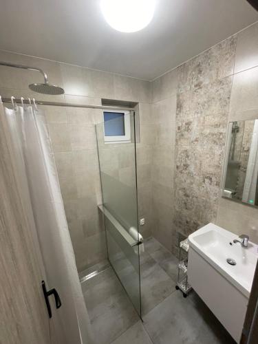 Koupelna v ubytování Apartmány Lily - Self Checkin - Parking - 40m2