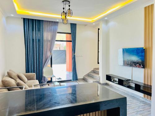 Χώρος καθιστικού στο Dash apt b