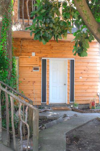 Muka bangunan atau pintu masuk Hostal Mesa del Mar