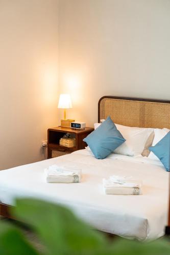 Ein Bett oder Betten in einem Zimmer der Unterkunft The Peak Hill Pool Villa