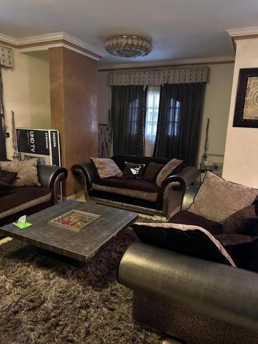 Quiet Dur Thani Apartment 199