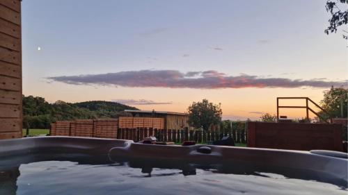 Family Wellness Jacuzzi Sauna Wood Fired Hot Tub 8 Min from Heviz