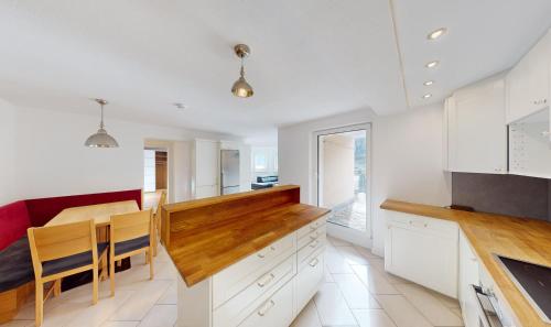 Afbeelding uit fotogalerij van Appartment Dani in Fliess