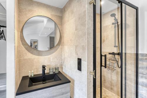 2 Chambre L - Ascenseur - Proche palais - Calme