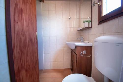 Anafiotika FOS Cycladic Home!