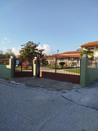 Vasiliki's Village House