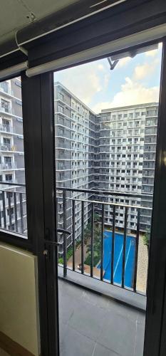 Piscina di 2 Bedroom Mall of Asia and Airport o nelle vicinanze