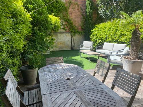 StSeurin Croix Blanche maison familiale en pierre