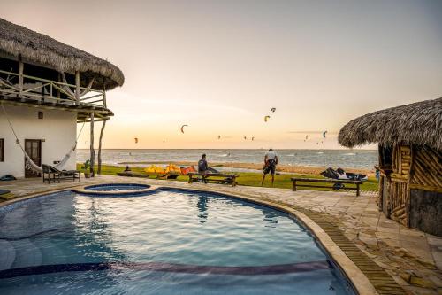 Bazén v ubytování 7 Beaufort - Kitesurf Pousada nebo v jeho okolí
