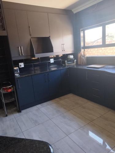 Η κουζίνα ή μικρή κουζίνα στο BudiasGuest B&B