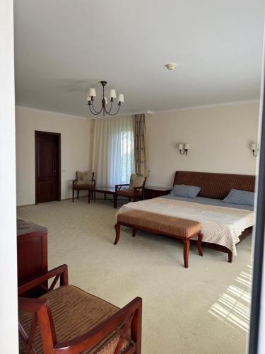 Ein Sitzbereich in der Unterkunft Family cottage