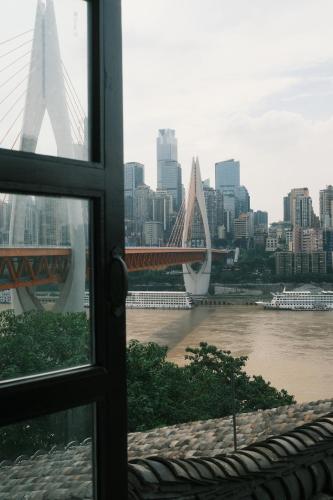 Permandangan sungai dekat dengan hotel