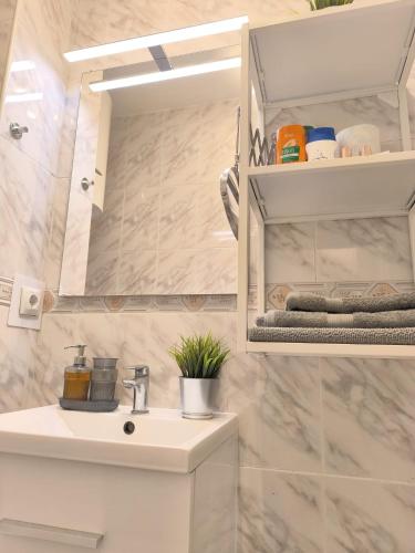 Benalma Home - Hermoso Estudio cerca de la Playa y de Todo!