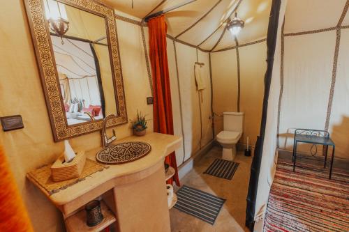 Koupelna v ubytování Kidal Camp
